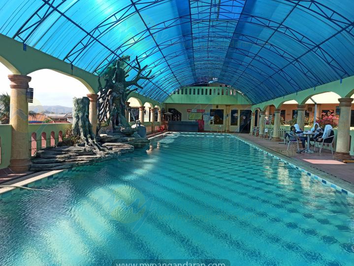  Tampilan Kolam Renang Krisna Beach Hotel Pangandaran
