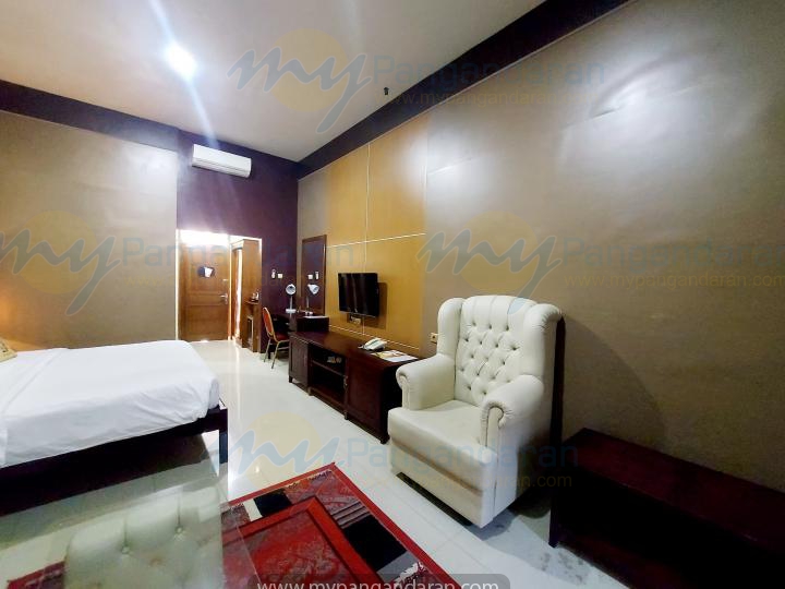   Tampilan Executive Room Krisna Beach Hotel Pangandaran<br />

